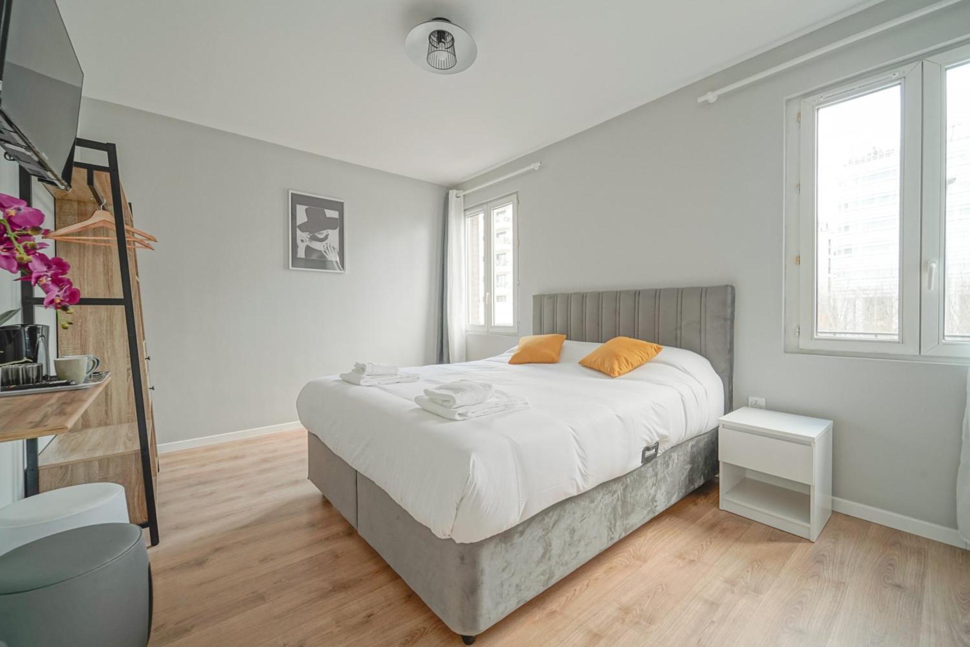Hotel Trianon Saint Ouen Exterior foto